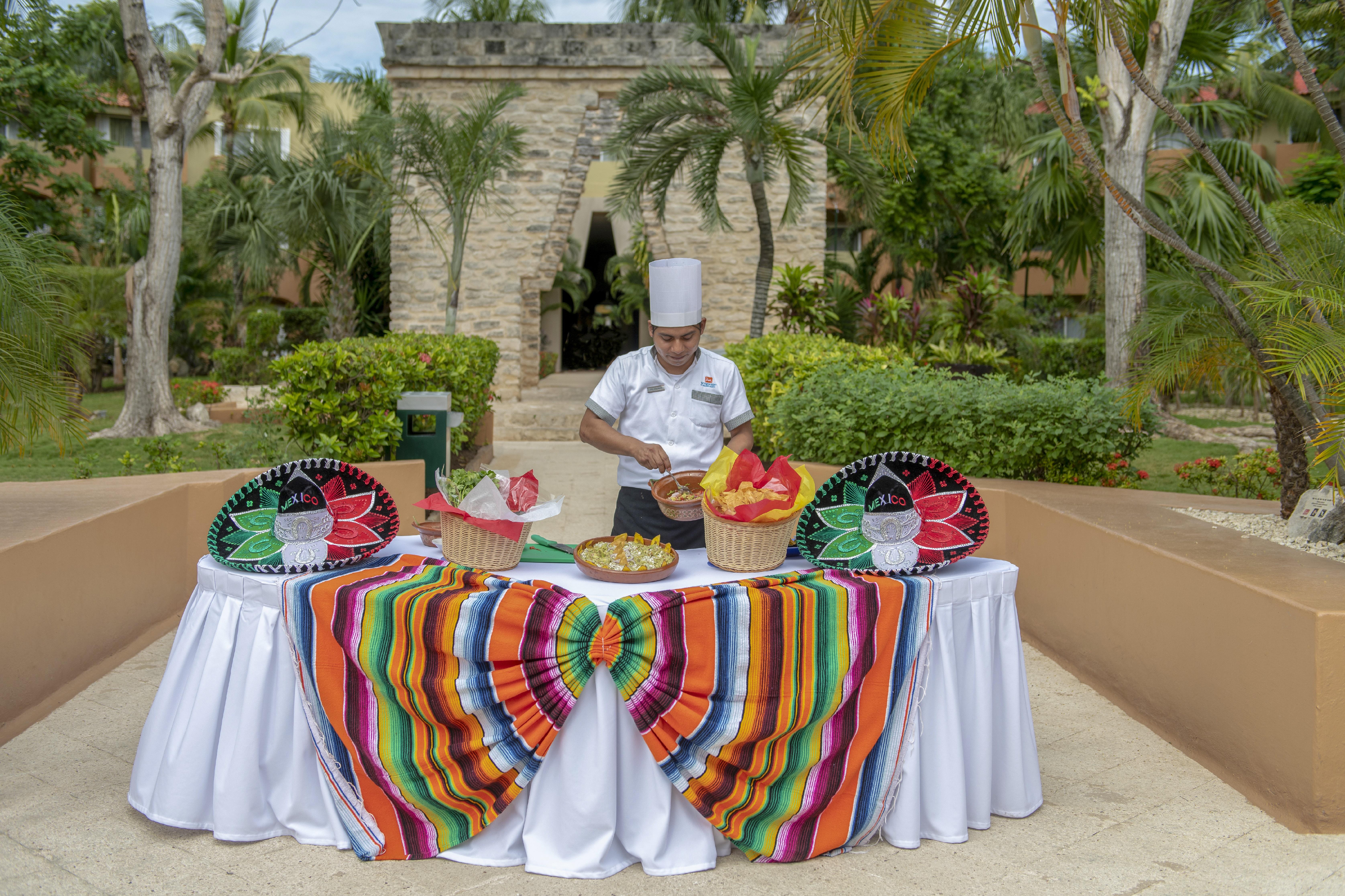 Viva Azteca By Wyndham, A Trademark All Inclusive Resort Playa del Carmen Exterior photo